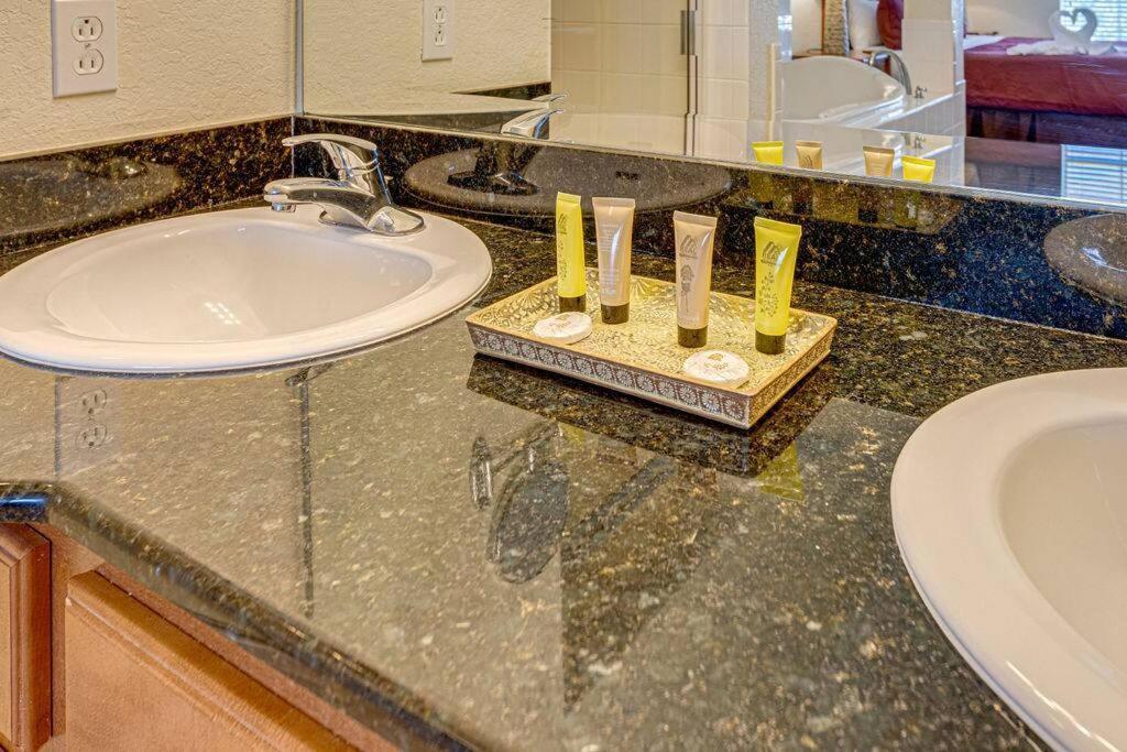 Exquisite 3 Bdr Minutes To Apartamento Orlando