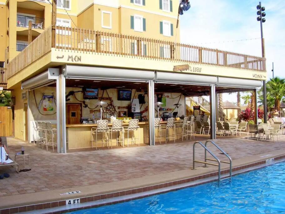 Exquisite 3 Bdr Minutes To Apartamento